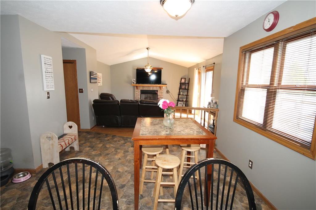 4339 River Road Columbus, IN 47203 - Photo 12 of 46