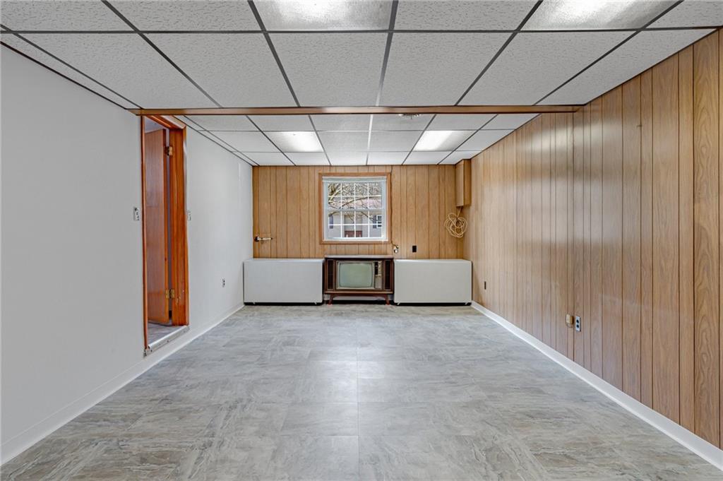 1718 O'Block Road Pittsburgh, PA 15239 - Photo 20 of 24 Gallery Image 20