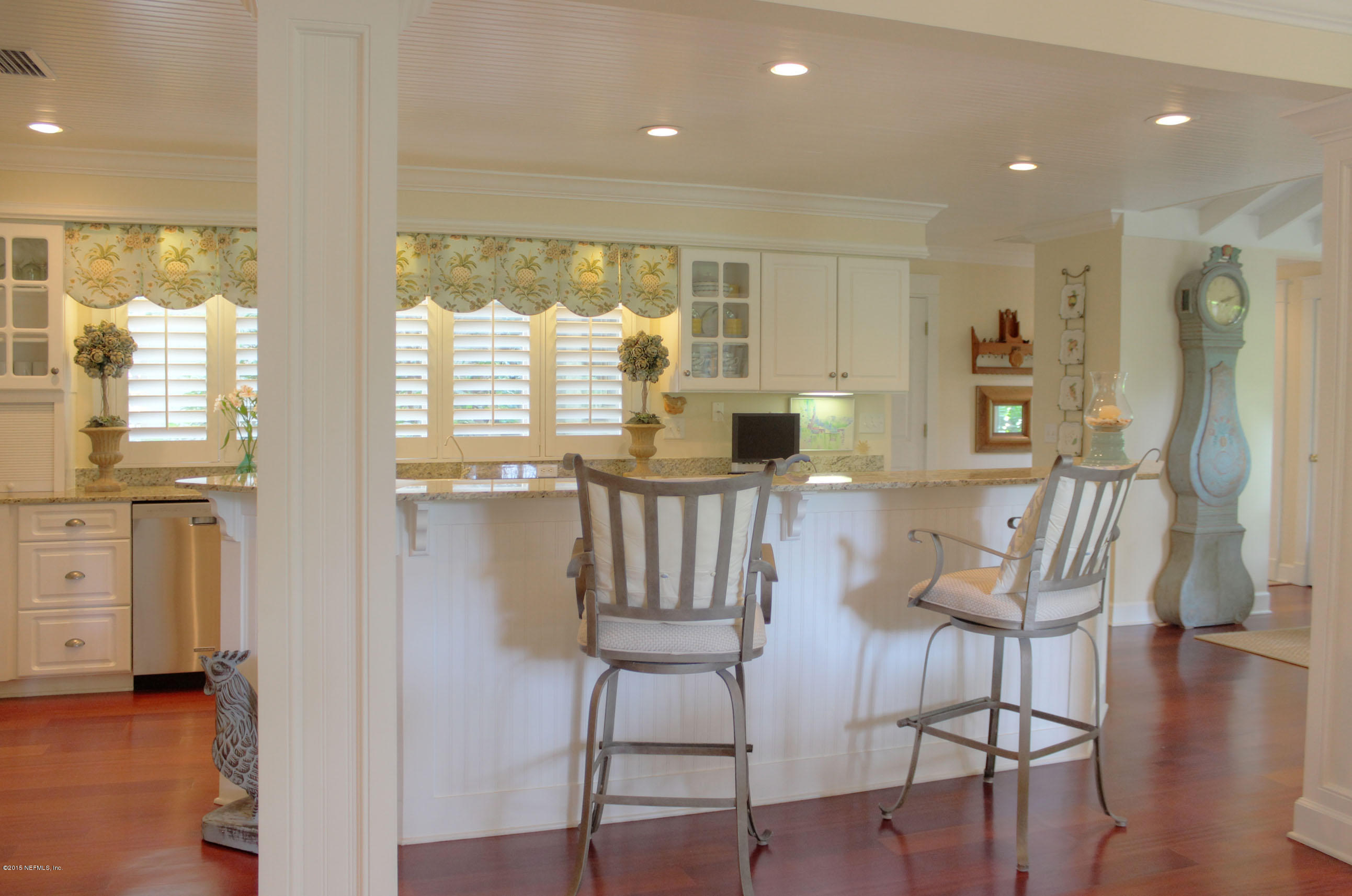 11 Willow Pond Road Fernandina Beach, FL 32034 - Photo 7 of 23 llkitchen1-sm