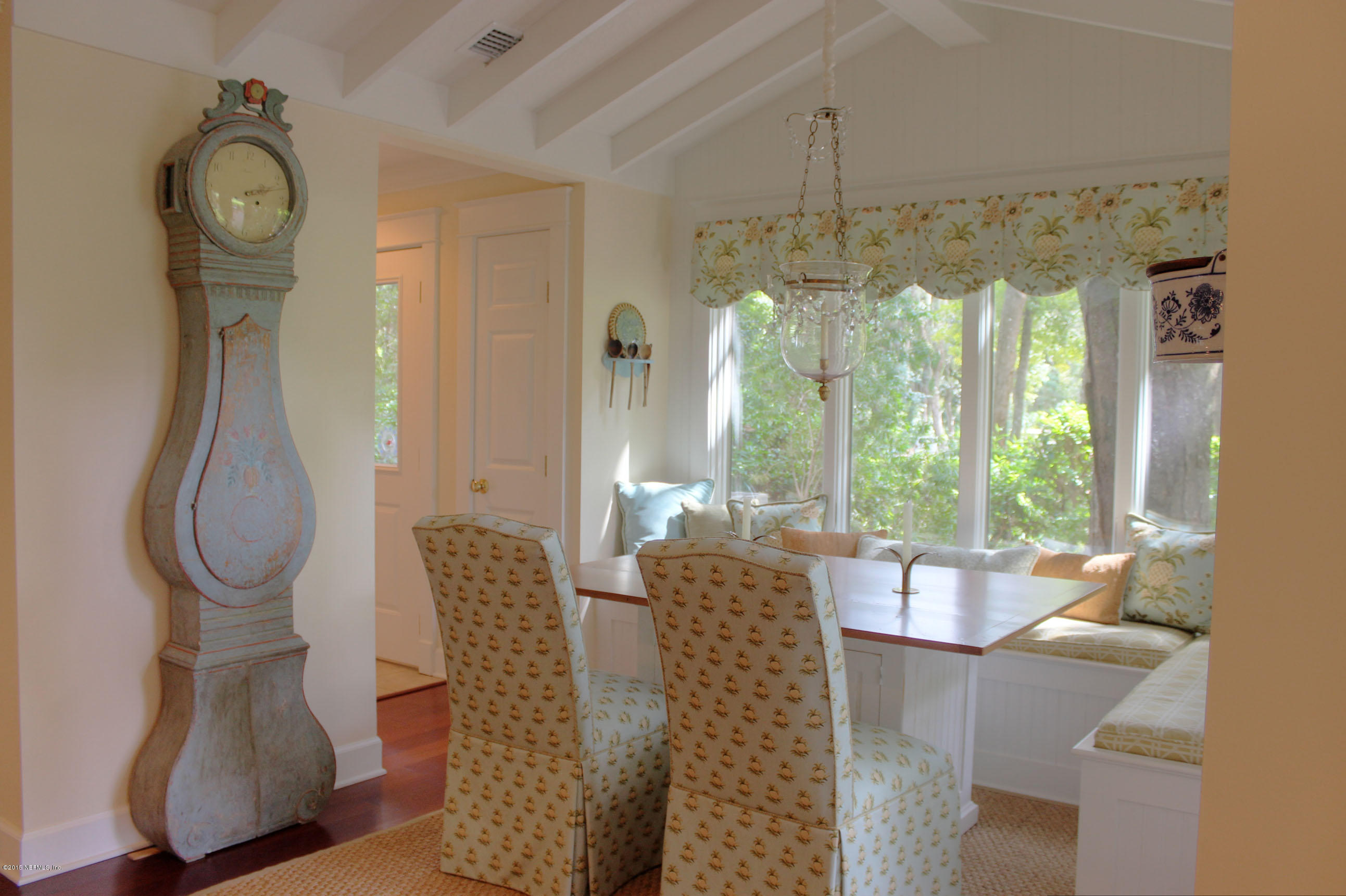 11 Willow Pond Road Fernandina Beach, FL 32034 - Photo 10 of 23 llkitchenbnook1-sm