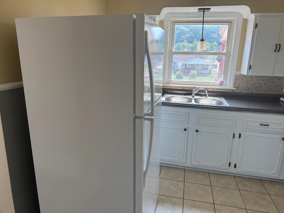 729 Camden Road Huntington, WV 25704 - Photo 12 of 19 Gallery Image 12