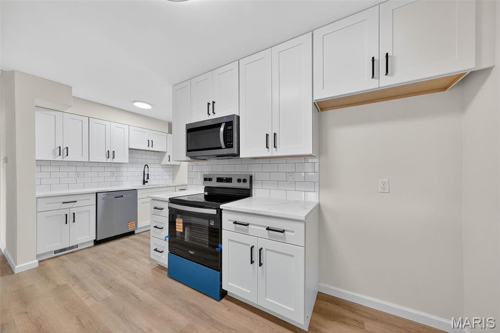 8509 MacKenzie Road St. Louis, MO 63123 - Photo 11 of 23