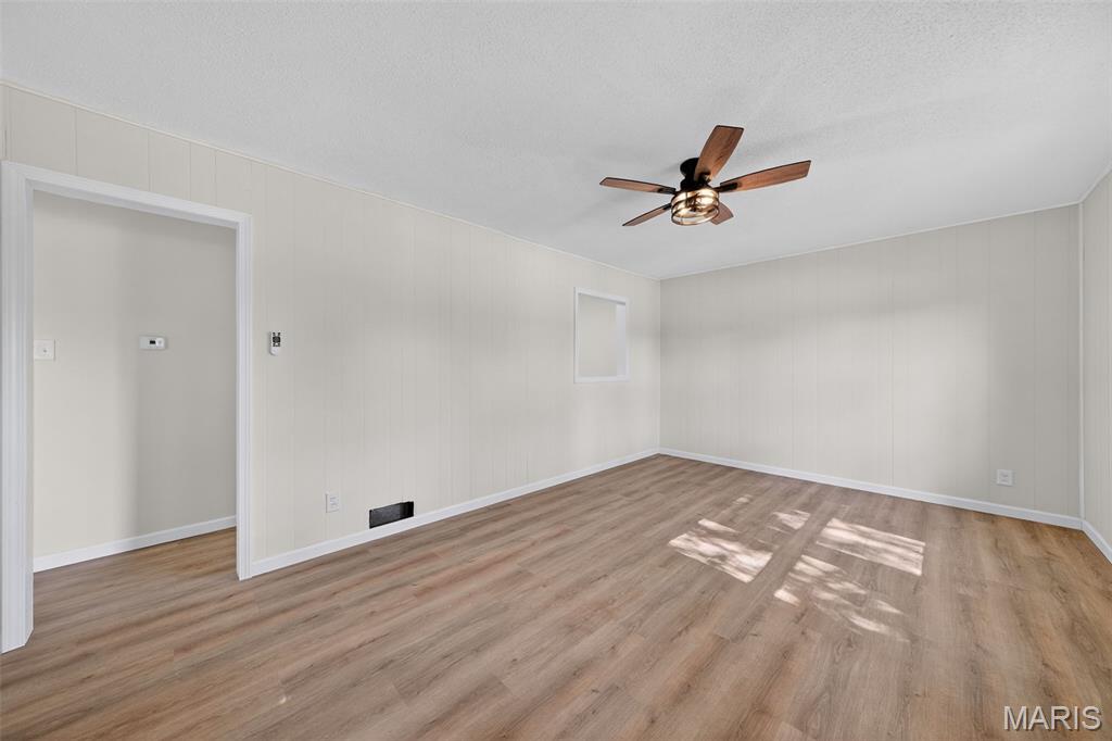 8509 MacKenzie Road St. Louis, MO 63123 - Photo 6 of 23