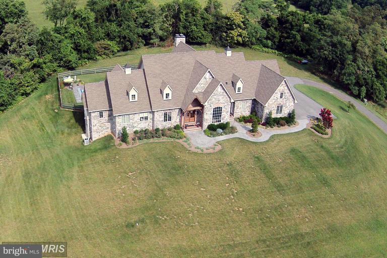 1070 Valley Road Knoxville, MD 21758 - Photo 2 of 29 Exterior (Front)