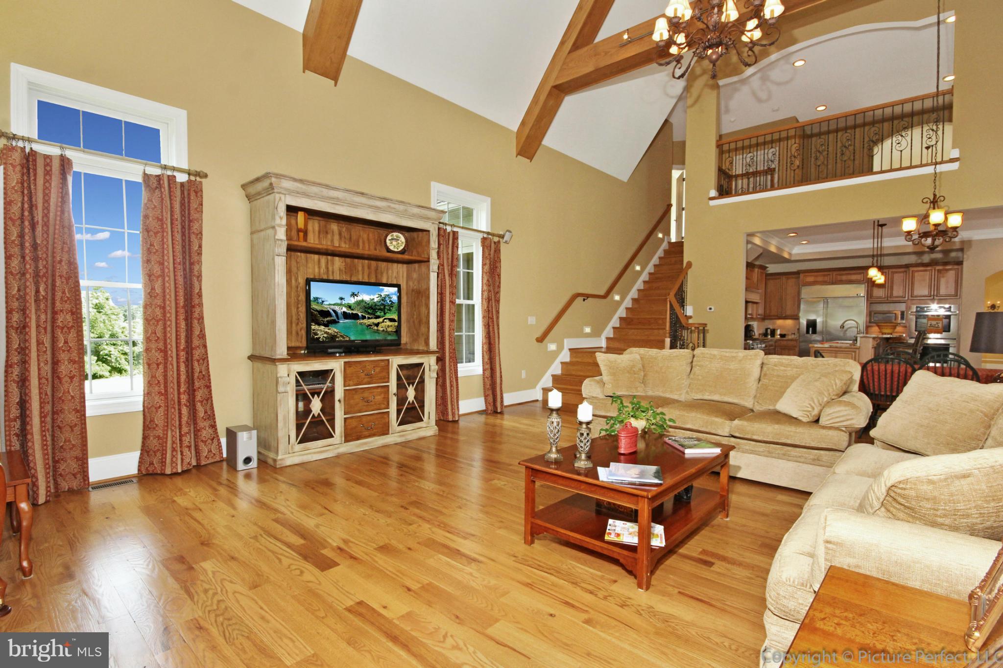1070 Valley Road Knoxville, MD 21758 - Photo 15 of 29 Family Room