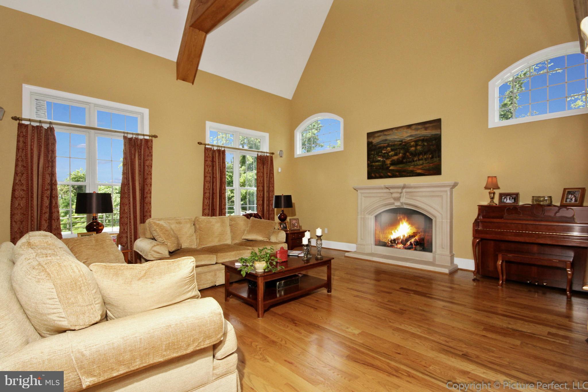 1070 Valley Road Knoxville, MD 21758 - Photo 16 of 29 Family Room