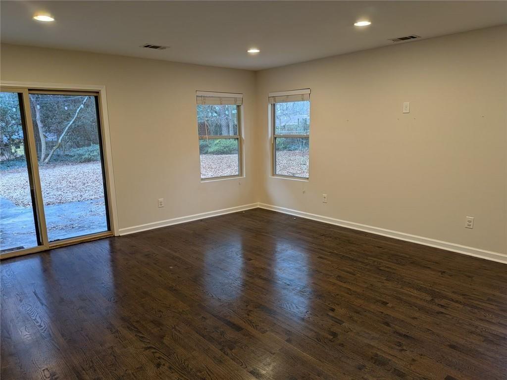 3036 Hudson Court Decatur, GA 30033 - Photo 8 of 17