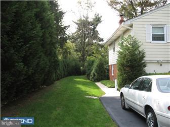 512 Wingate Road Abington, PA 19006 - Photo 12 of 12 Exterior Side