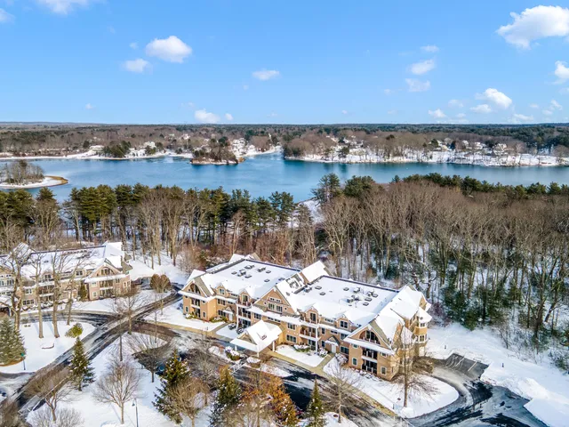 $699,900 | 100 Shepard's Cove Road, Unit G107, Kittery, ME 03904