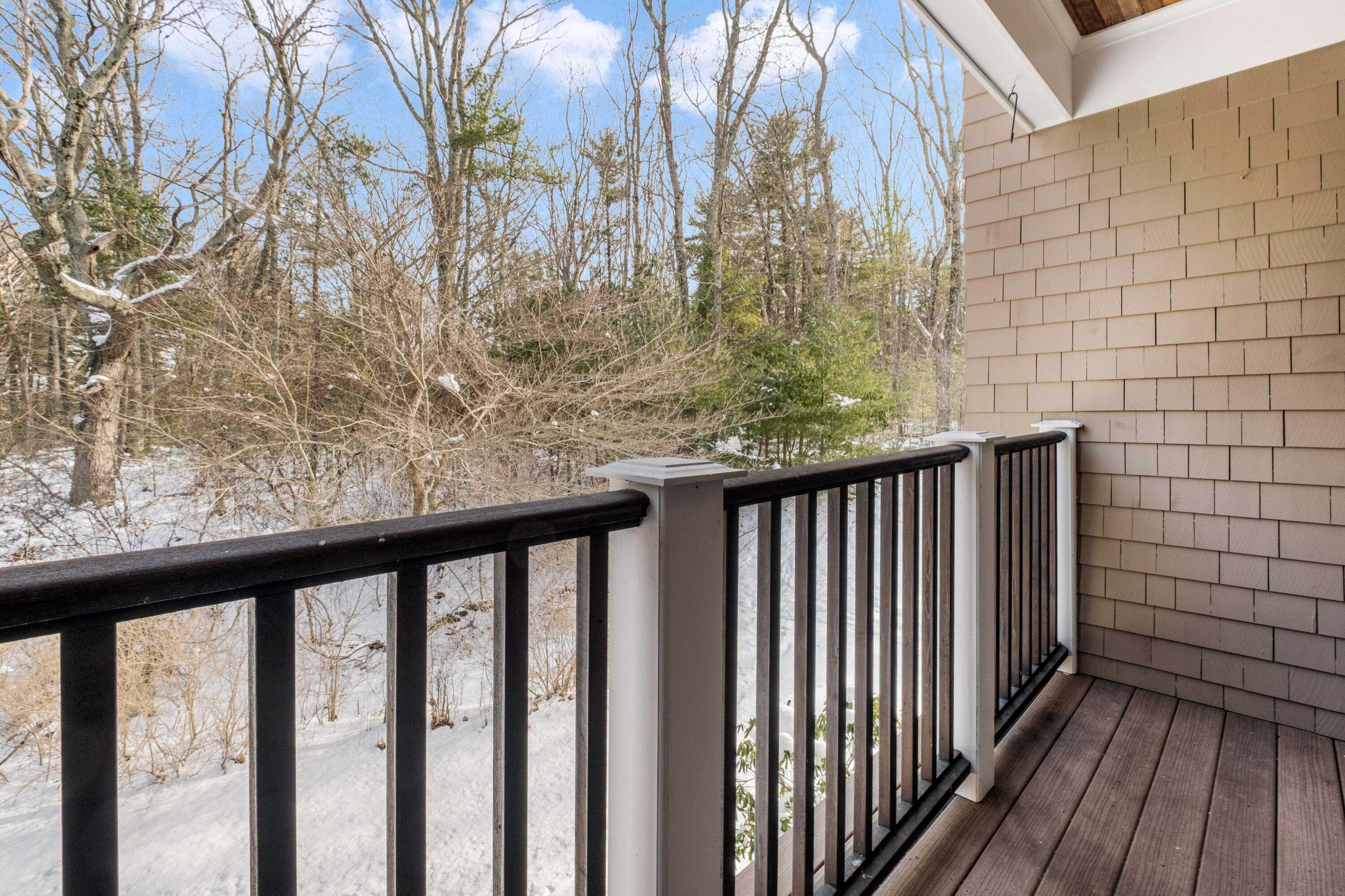 100 Shepard's Cove Road, Unit G107 Kittery, ME 03904 - Photo 28 of 48 DSCF0727 (1)