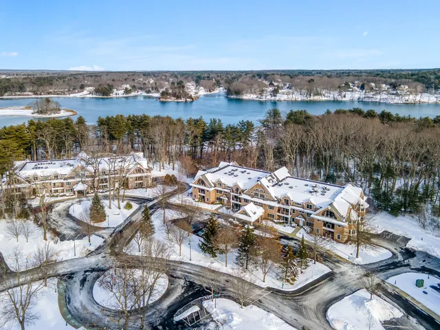 $699,900 | 100 Shepard's Cove Road, Unit G107, Kittery, ME 03904