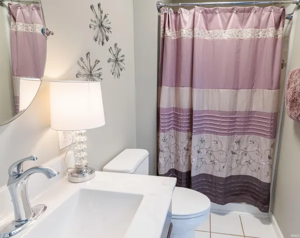 $450,000 | 3165 Hazelwood Drive, Vincennes, IN 47591