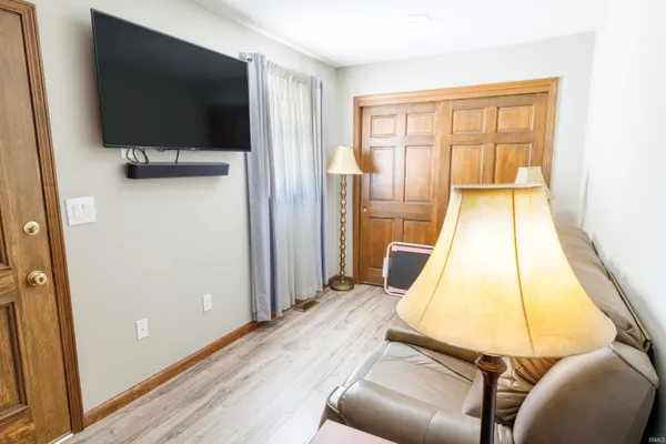 $399,999 | 3165 Hazelwood Drive, Vincennes, IN 47591