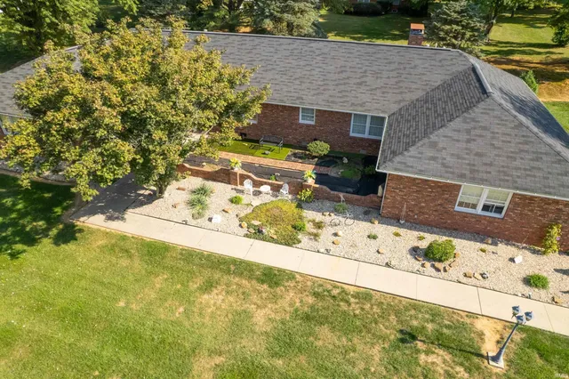$450,000 | 3165 Hazelwood Drive, Vincennes, IN 47591