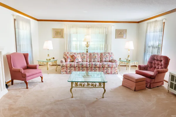 $399,999 | 3165 Hazelwood Drive, Vincennes, IN 47591