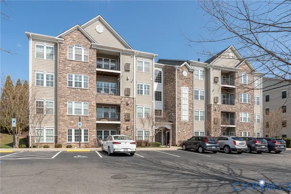 $315,000 | 910 Westwood Village Way, Unit 402, Midlothian, VA 23114
