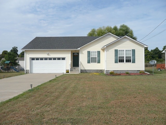 604 Avondale Road Oak Grove, KY 42262 - Photo 1 of 9