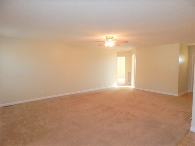 604 Avondale Road Oak Grove, KY 42262 - Photo 4 of 9