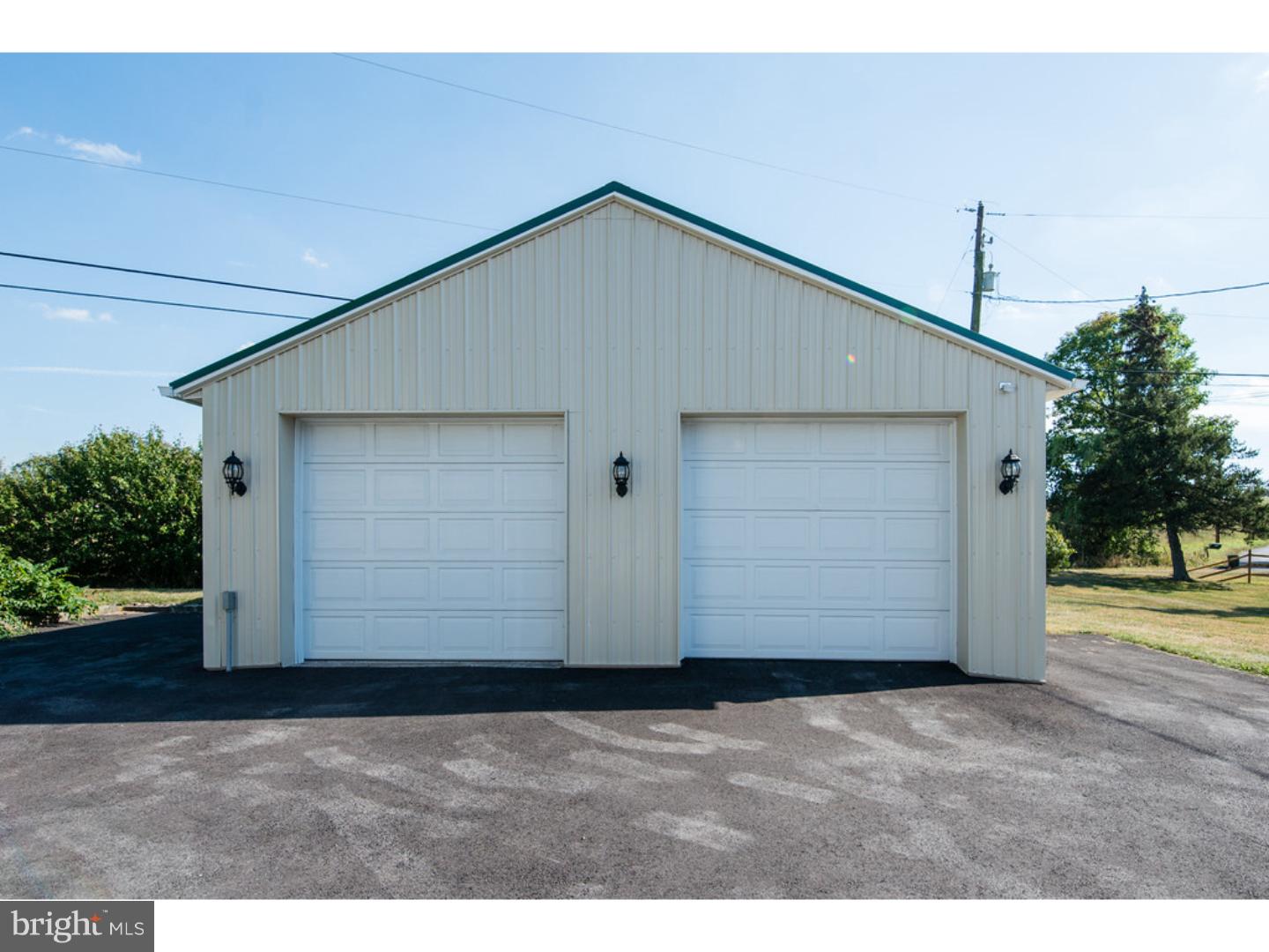 5323 Chestnut Hill Road Center Valley, PA 18034 - Photo 19 of 23 Gallery Image 19