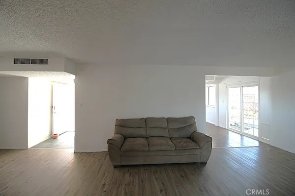 $350,000 | 1105 Bigger Street, Barstow, CA 92311