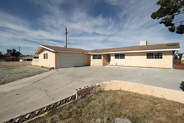 $350,000 | 1105 Bigger Street, Barstow, CA 92311