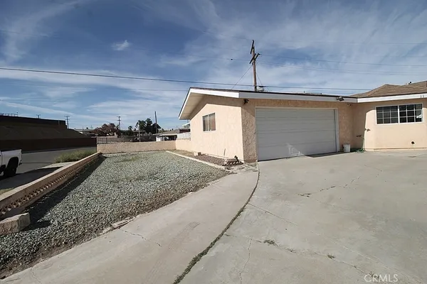 $350,000 | 1105 Bigger Street, Barstow, CA 92311