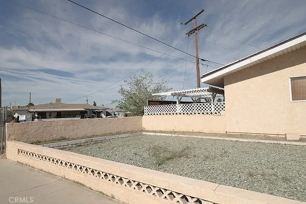 $350,000 | 1105 Bigger Street, Barstow, CA 92311