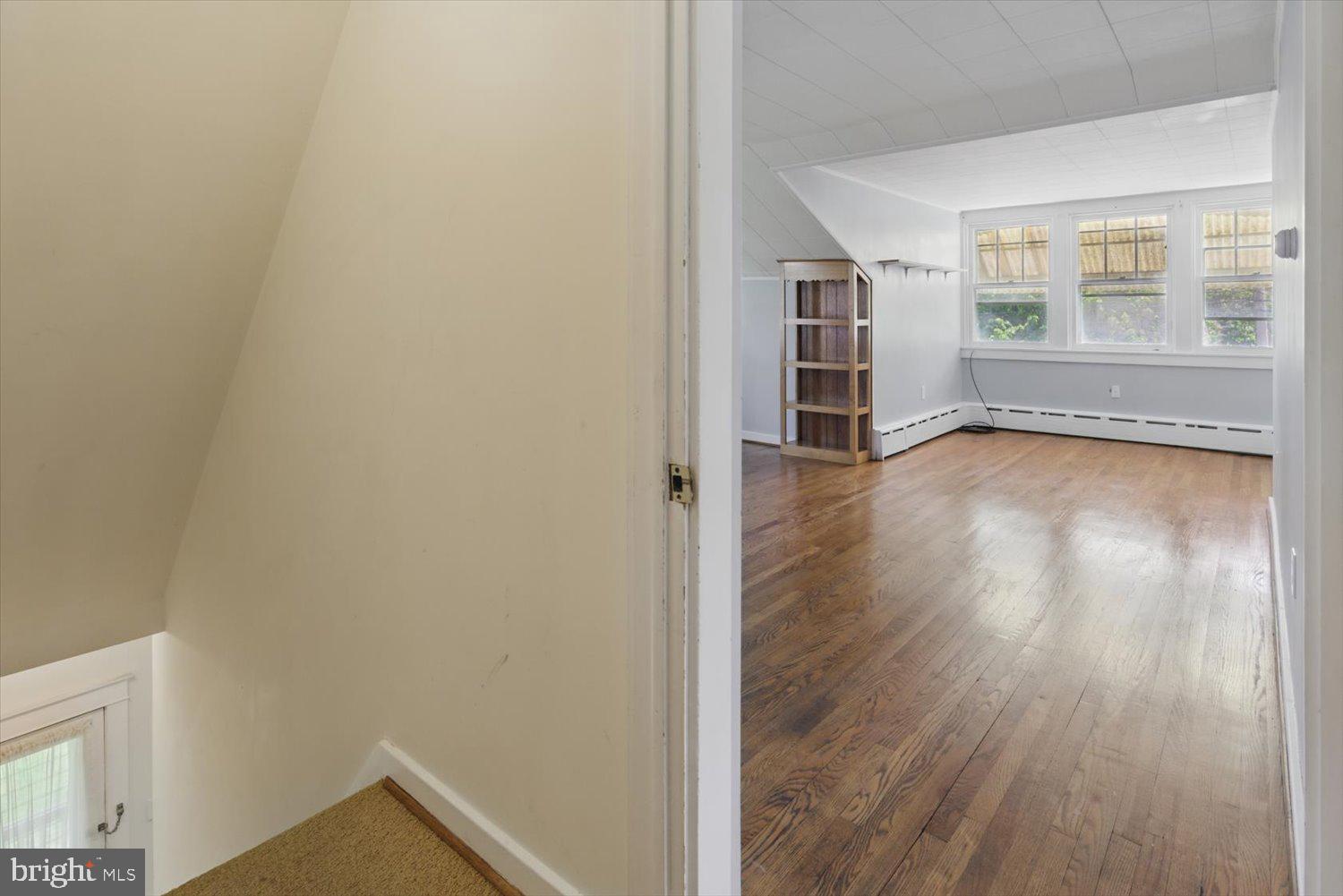 103 Pleasure Road Lancaster, PA 17601 - Photo 18 of 33 2nd floor with private entrance.