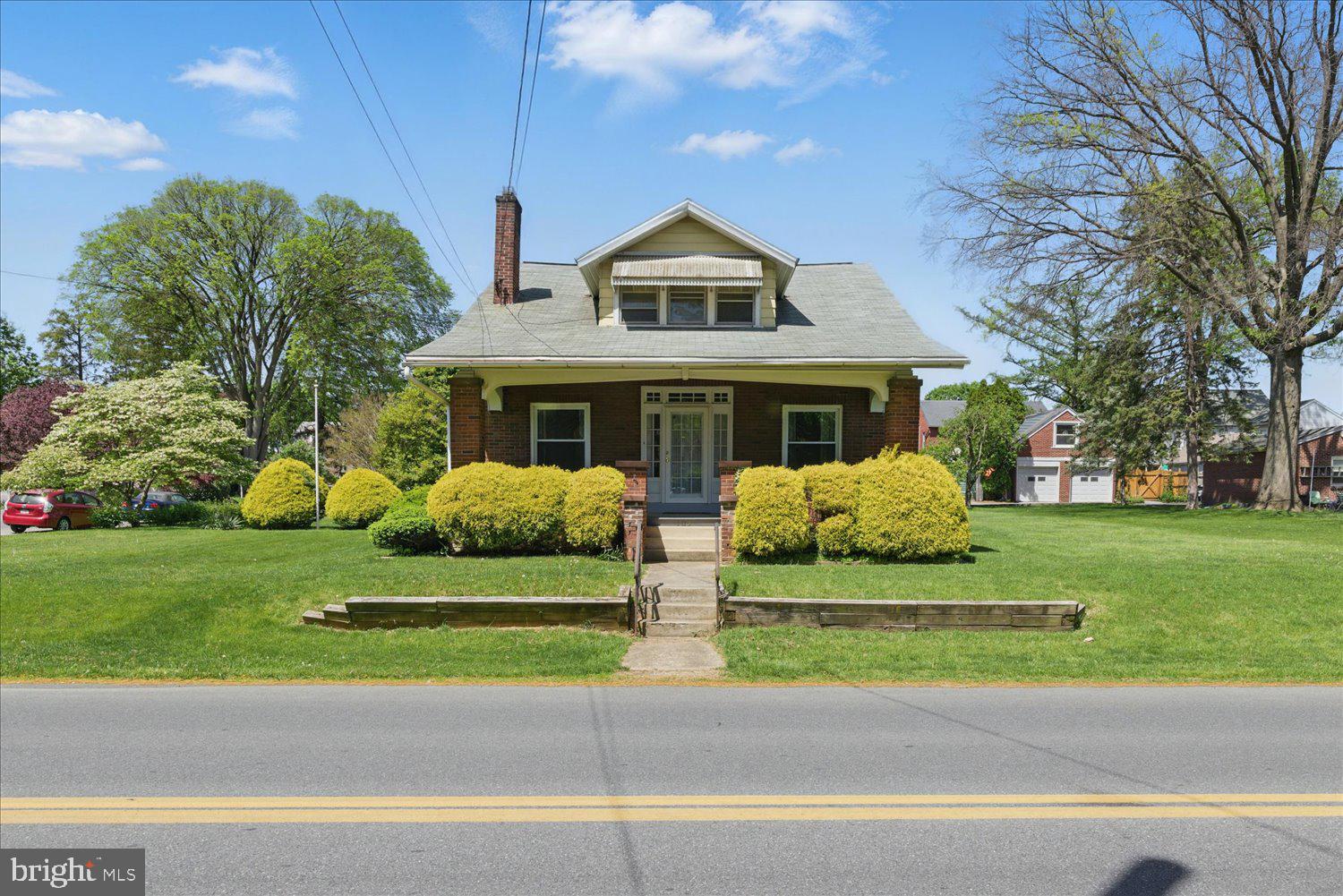 103 Pleasure Road Lancaster, PA 17601 - Photo 5 of 33 Historic Craftsman style home in Grandview heights