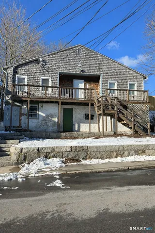 $1,000 | 7 Prest Street, Unit 3, New London, CT 06320