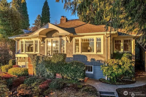 $6,800 | 707 Lake Washington Boulevard South, Seattle, WA 98144