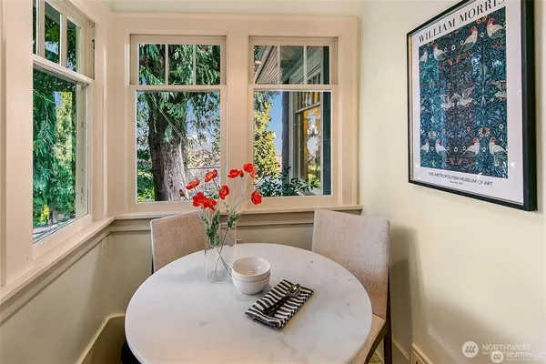 $6,800 | 707 Lake Washington Boulevard South, Seattle, WA 98144
