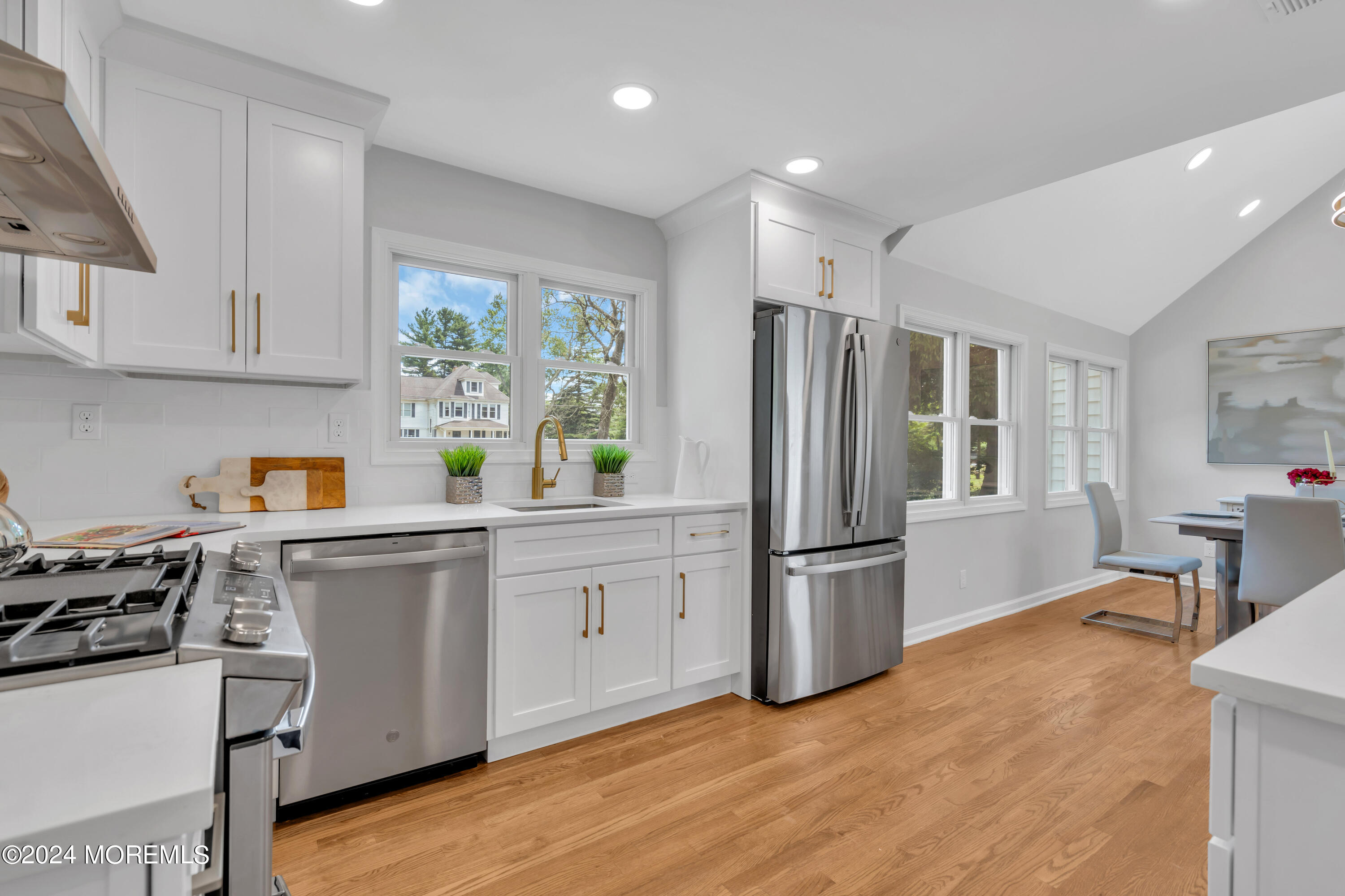 31 Little Silver Point Road Little Silver, NJ 07739 - Photo 9 of 40 dsc00322_988