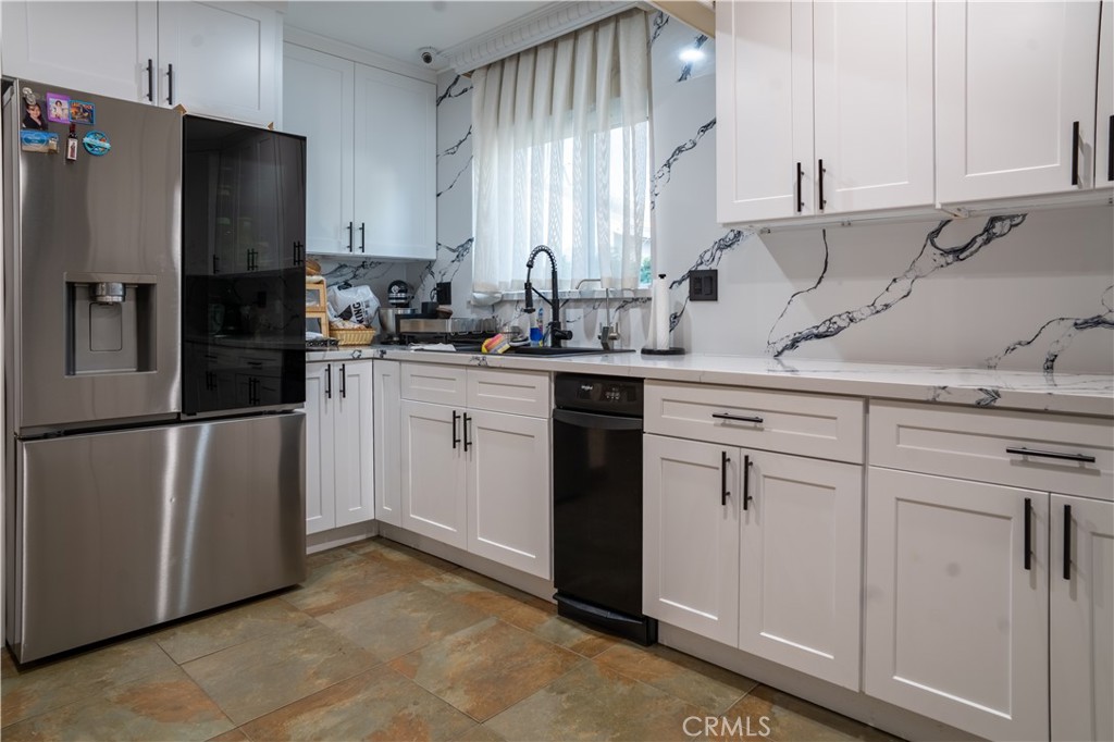 6930 Balcom Avenue Reseda, CA 91335 - Photo 11 of 38 Kitchen