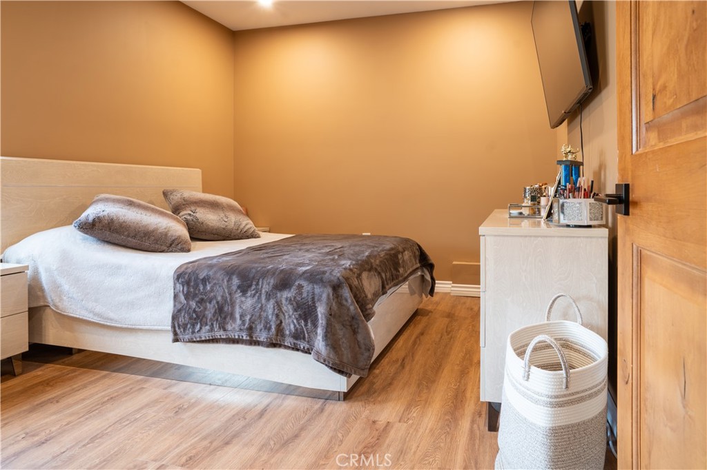 6930 Balcom Avenue Reseda, CA 91335 - Photo 28 of 38 Bedroom