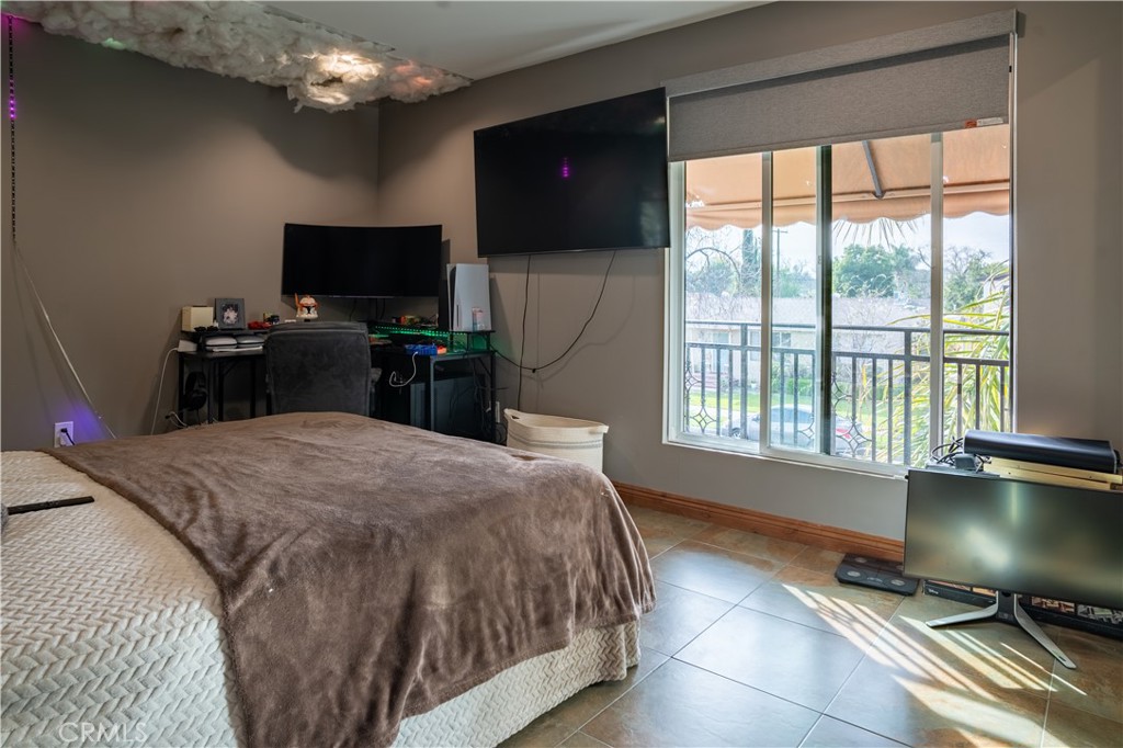 6930 Balcom Avenue Reseda, CA 91335 - Photo 32 of 38 Bedroom