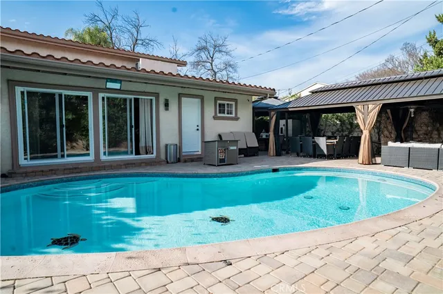 $1,495,000 | 6930 Balcom Avenue, Reseda, CA 91335