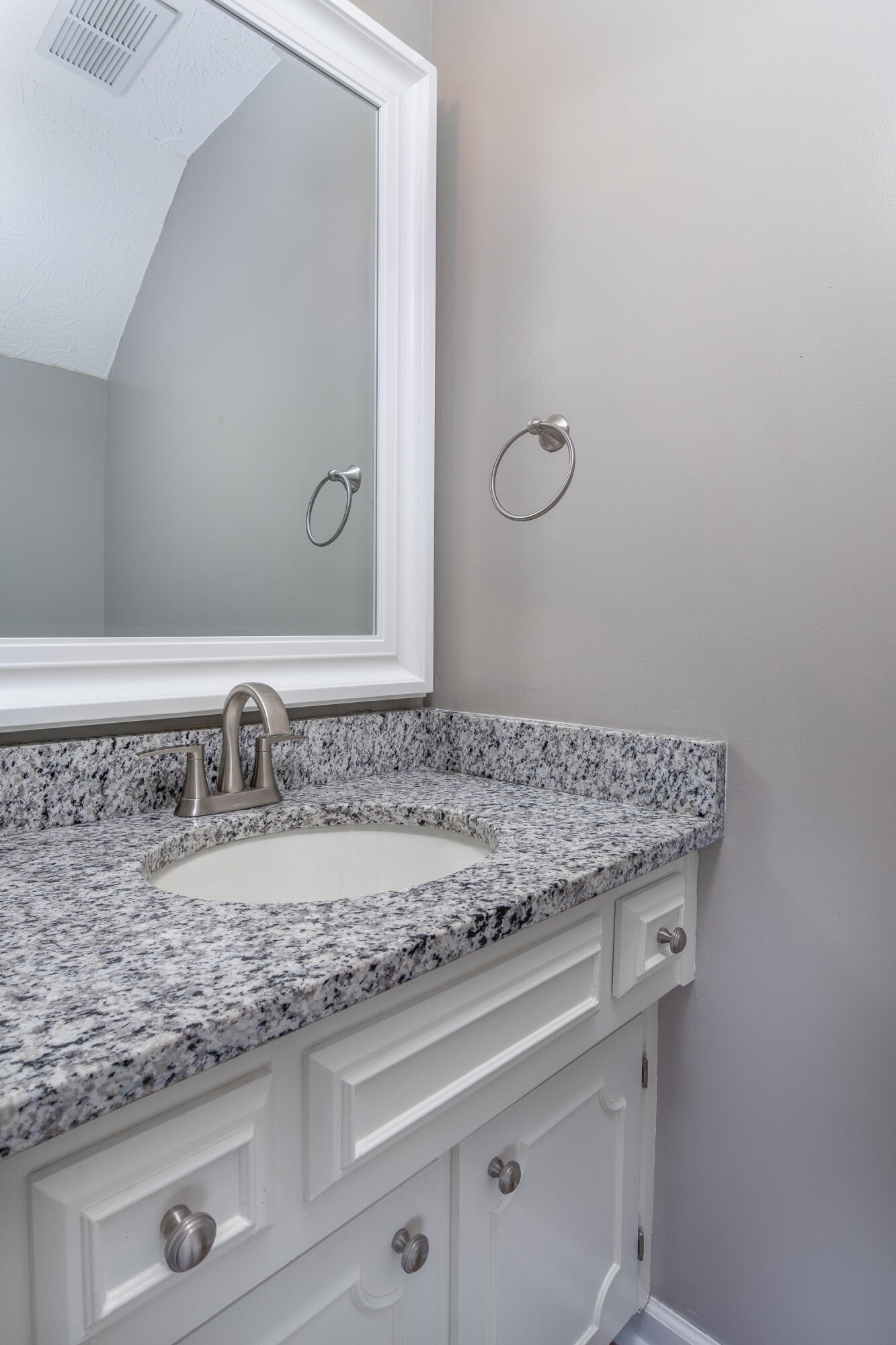 325 Darby Creek Road Lexington, KY 40509 - Photo 10 of 21 Darby Creek-23