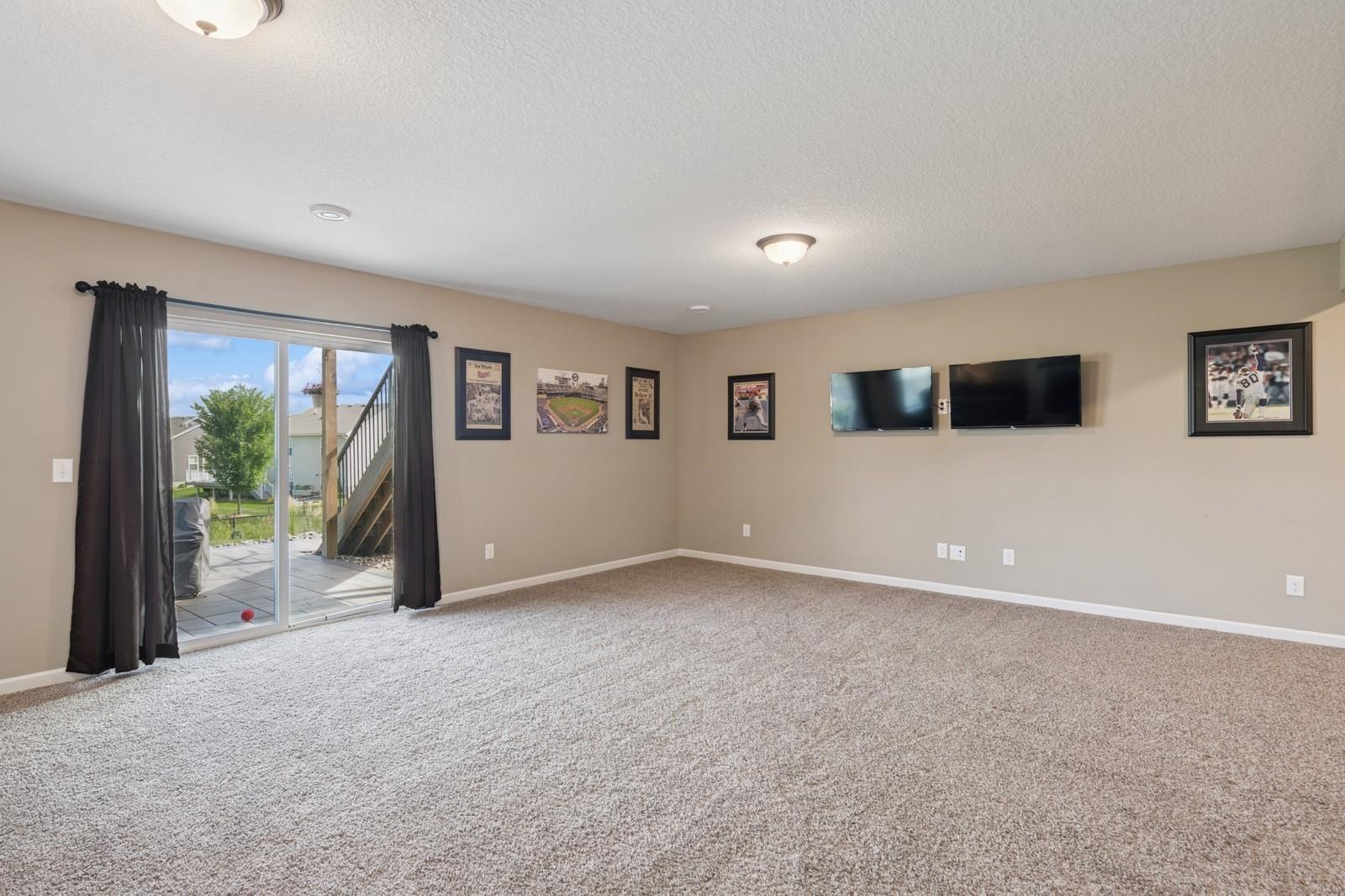 1615 Tamarack Road Shakopee, MN 55379 - Photo 19 of 26 Gallery Image 19
