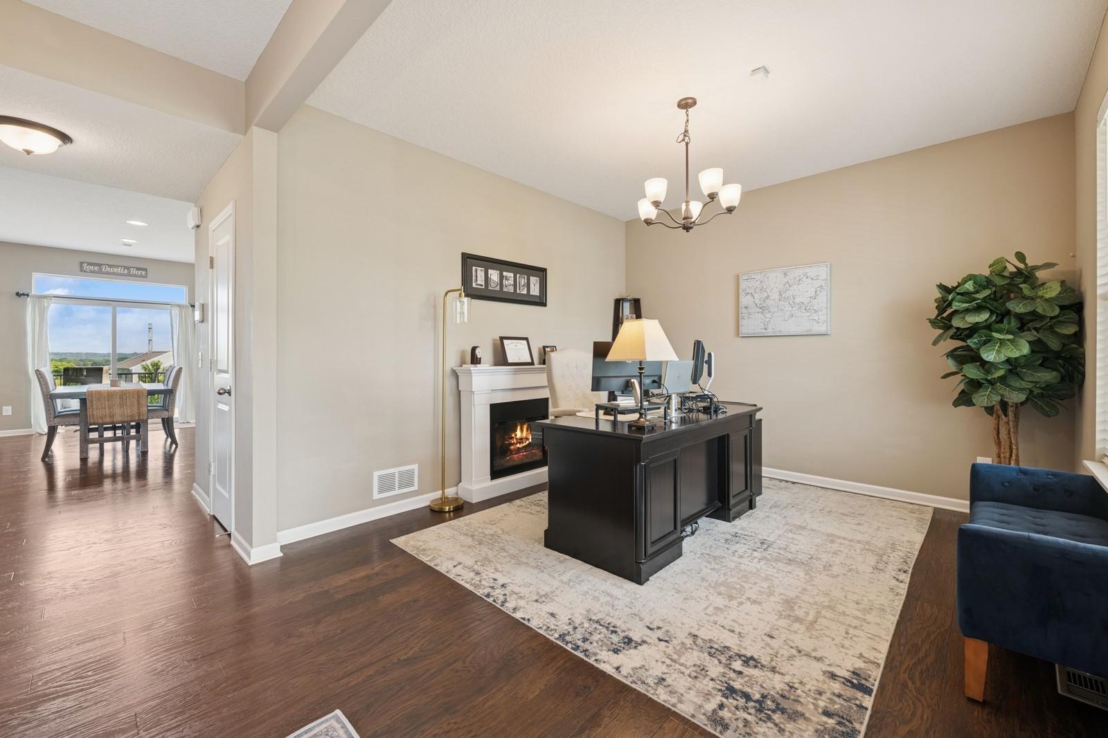 1615 Tamarack Road Shakopee, MN 55379 - Photo 2 of 26 Gallery Image 2