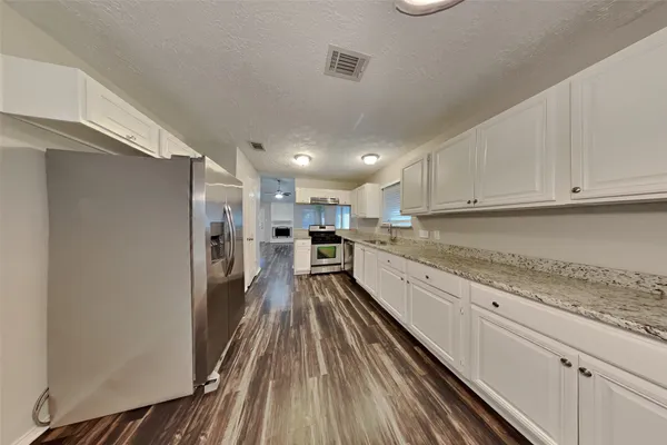 $1,945 | 1127 Red Rock Canyon Drive, Katy, TX 77450