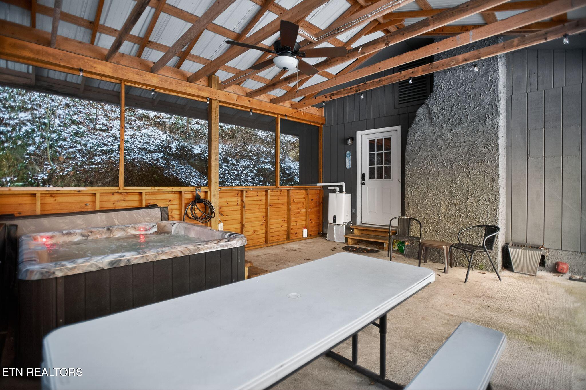 406 King Branch Road Sevierville, TN 37876 - Photo 22 of 25 02_406_King_Branch_Rd_Sevierville_TN_378