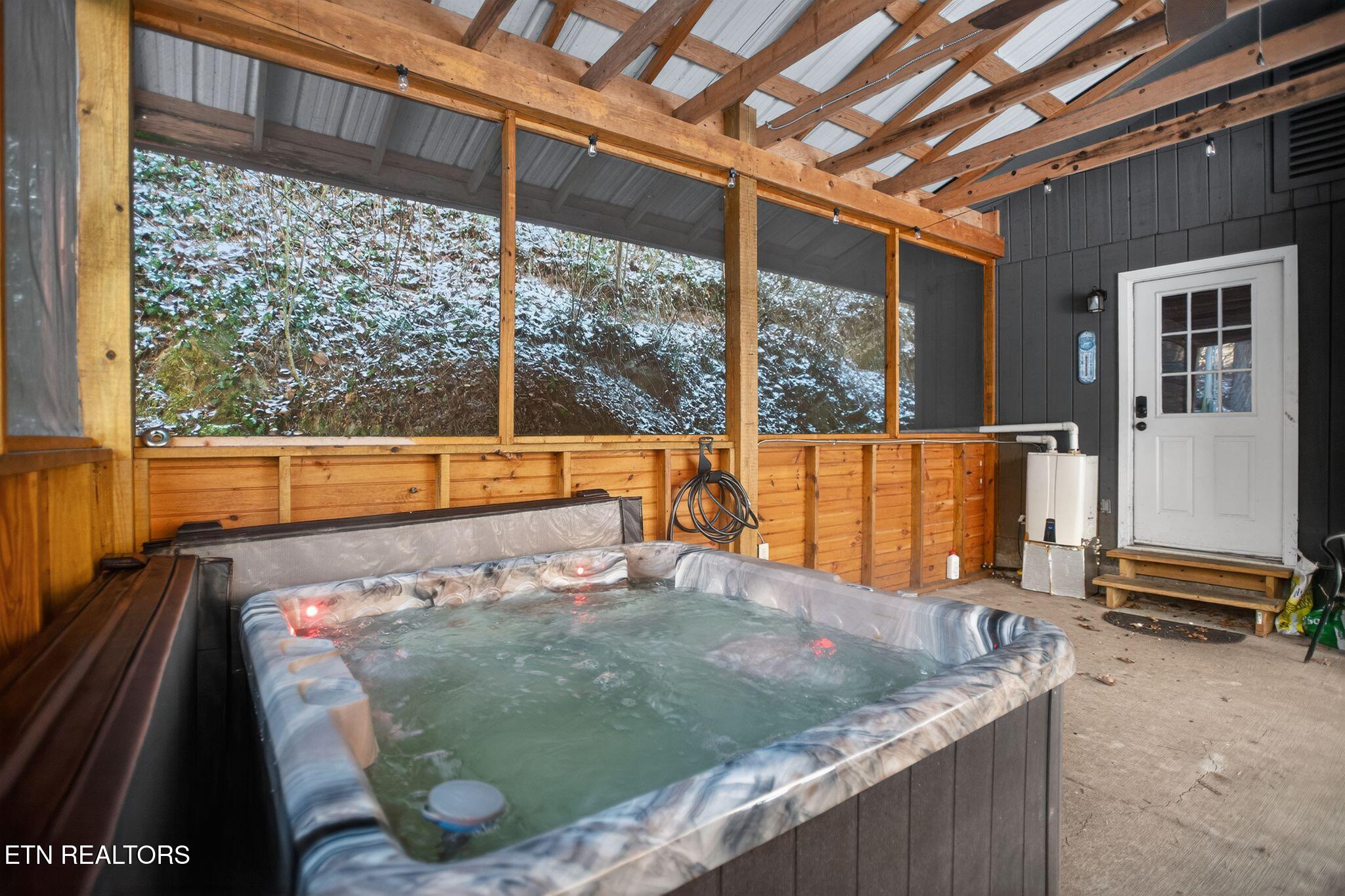 406 King Branch Road Sevierville, TN 37876 - Photo 23 of 25 07_406_King_Branch_Rd_Sevierville_TN_378