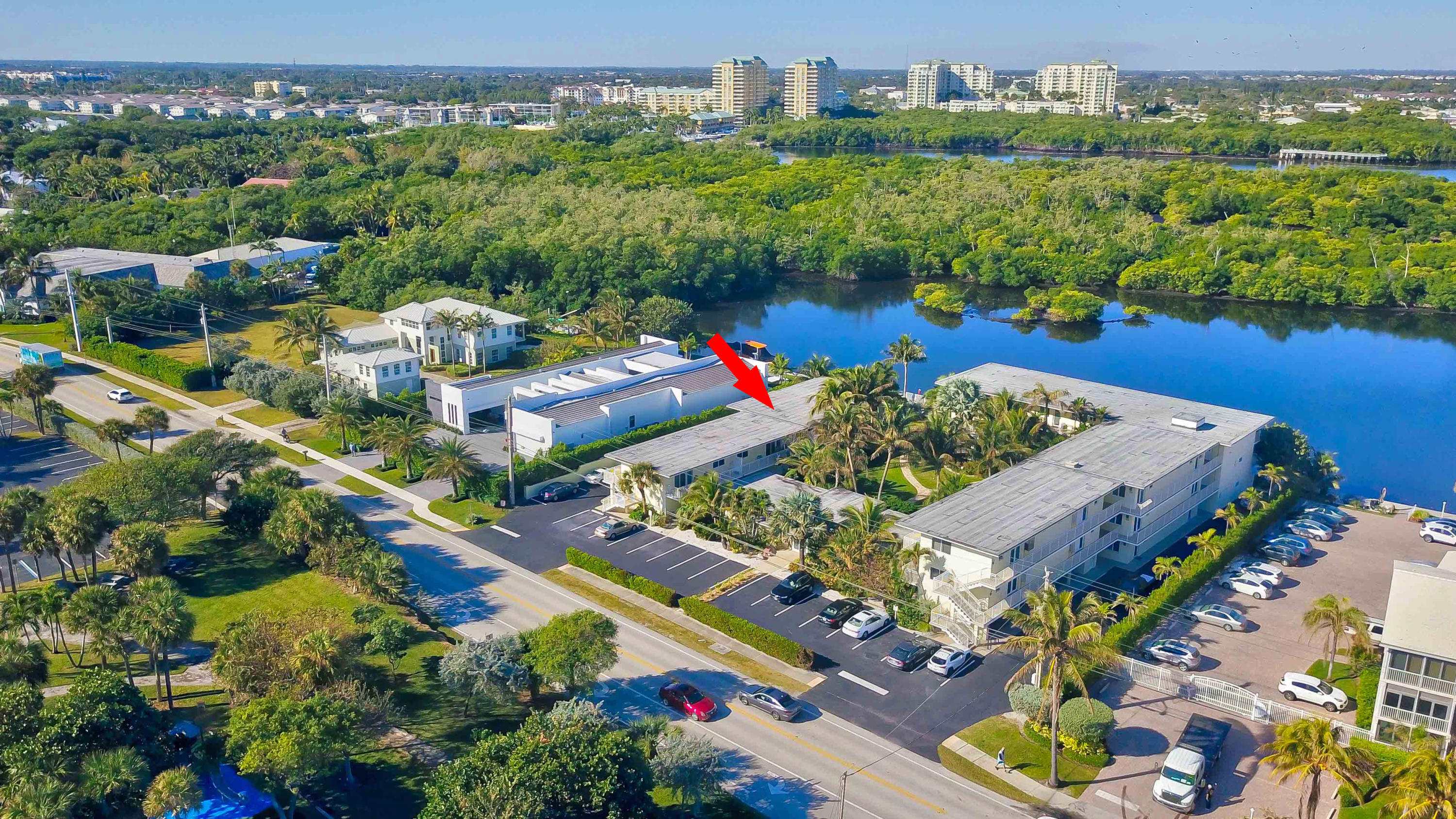 6520 North Ocean Boulevard, Unit 28 Ocean Ridge, FL 33435 - Photo 26 of 32 a view of a city