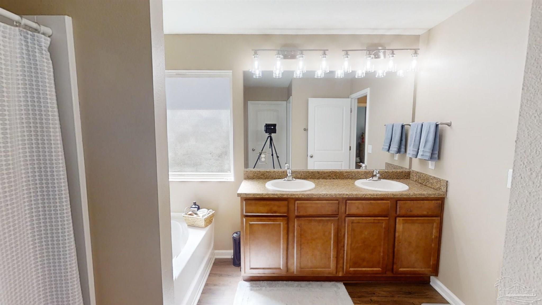 4735 Apple Field Way Pace, FL 32571 - Photo 18 of 40