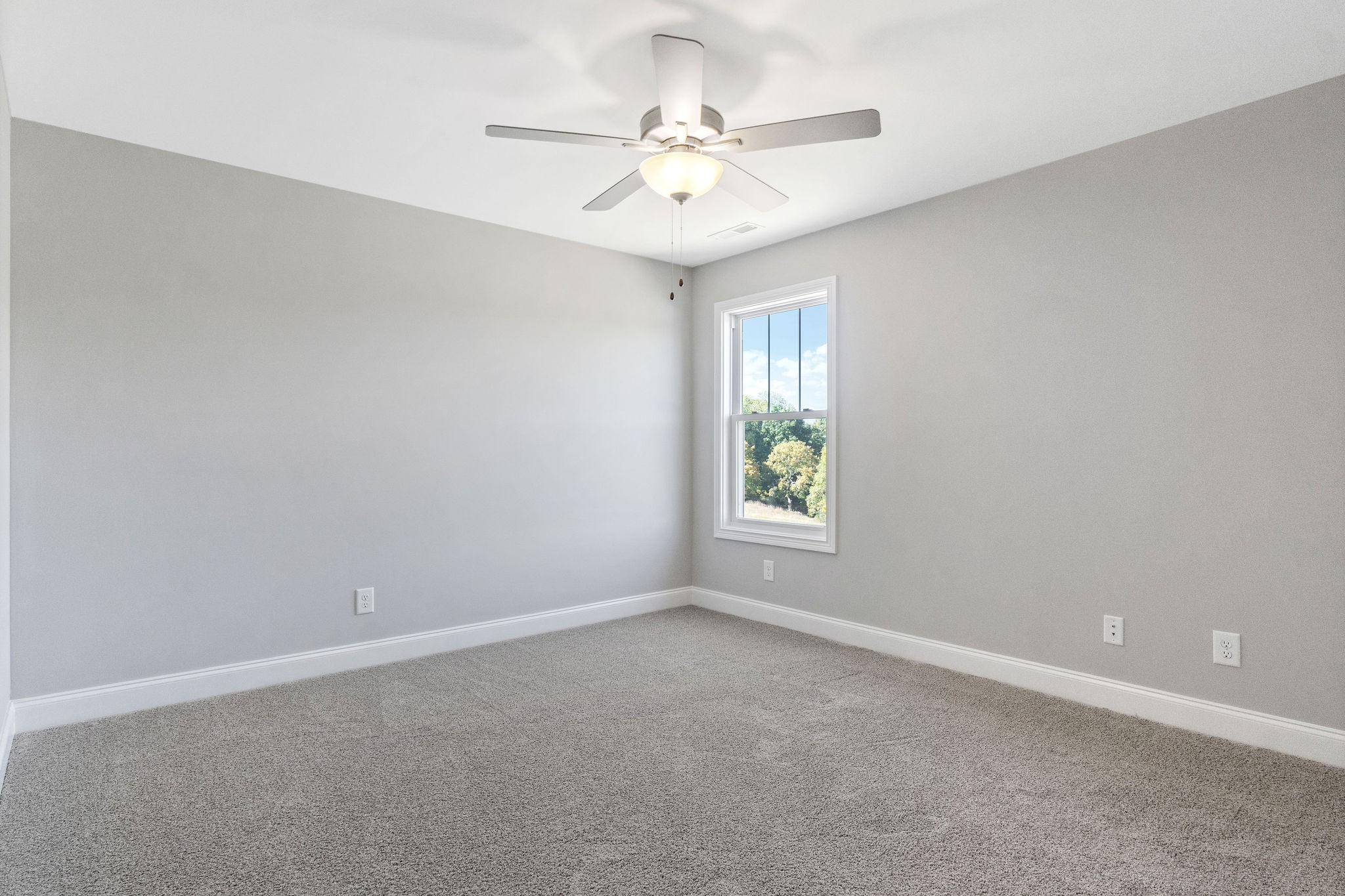 2418 Hinton Road Clarksville, TN 37043 - Photo 28 of 34 Gallery Image 28