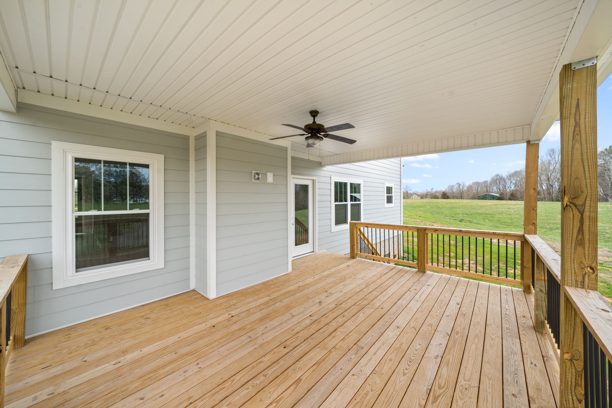 2418 Hinton Road Clarksville, TN 37043 - Photo 34 of 34 Gallery Image 34