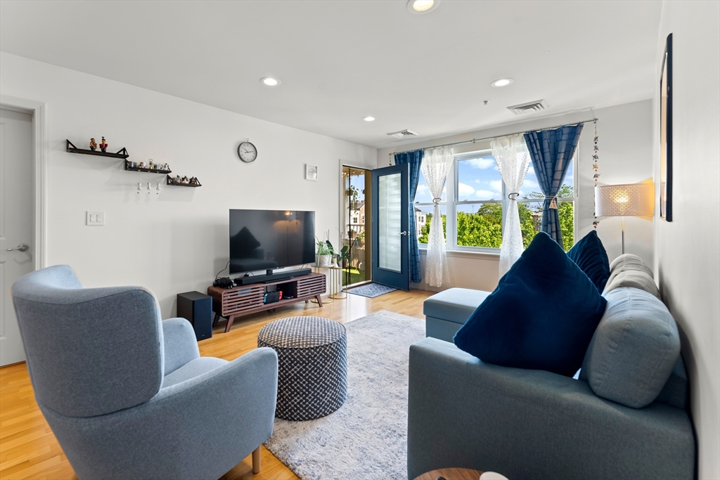 318 Rindge Avenue, Unit 411 Cambridge, MA 02140 - Photo 2 of 25