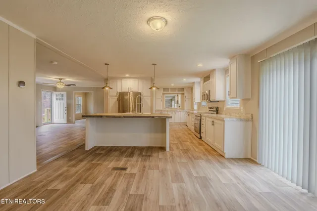 $430,000 | 271 Charlie Newberry Road, Lancing, TN 37770