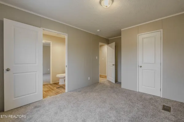 $385,000 | 271 Charlie Newberry Road, Lancing, TN 37770